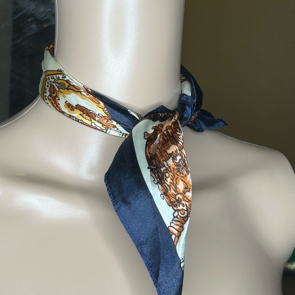 Colorful Patterned 4 scarfs equestrian motif hair, neck, bag handles - Picture 4 of 6